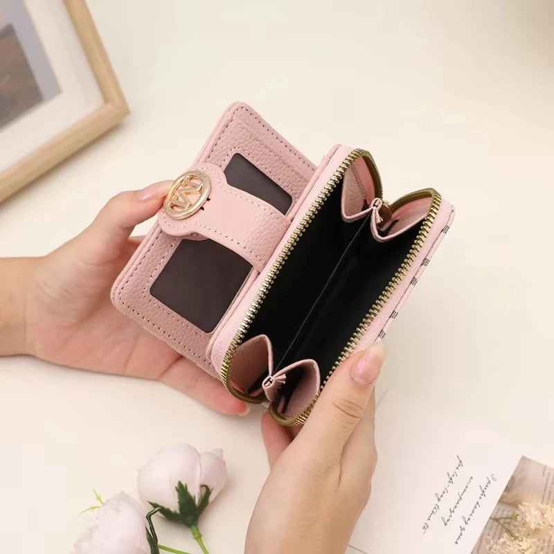 Women's Wallet for Multiple Card Slots, Cash Pocket, Retro Style Mini Purse, Minimalist Charm, Travel Accessory, Daily